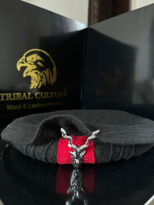 Markhor Pakol Bunanza wool with Peacock Feather